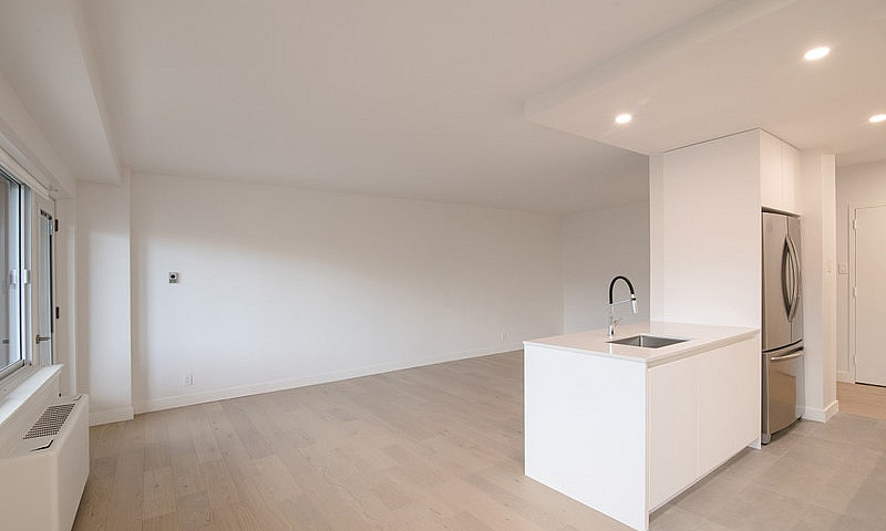 Fully Renovated 3-Be...