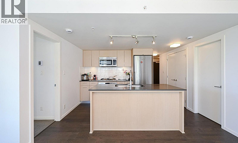 1001 7788 Ackroyd Ro...