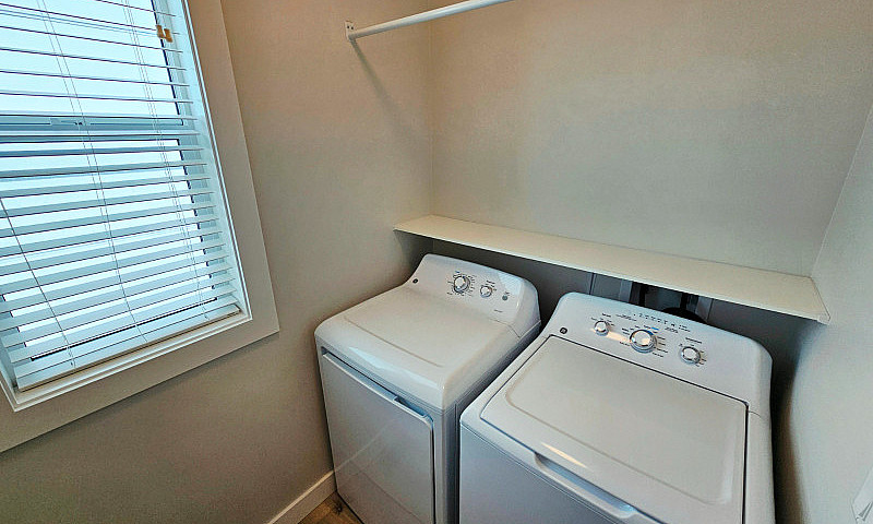 Downtown 2 Bedroom T...