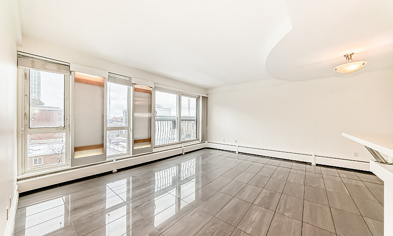 Modern 2 Bed 2 Bath ...