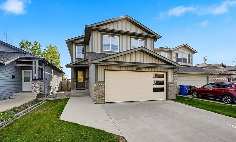 121 St Moritz Road W...