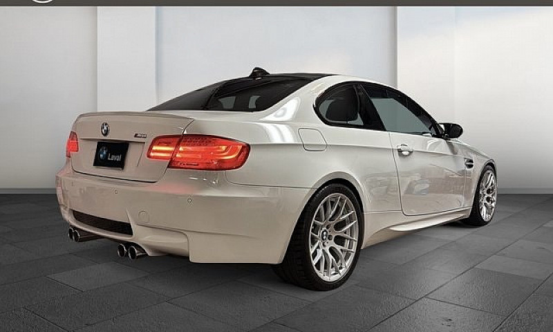 2011 Bmw M3 Base...