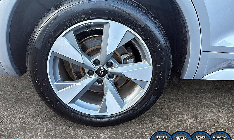 2024 Audi Q5 45 Komf...