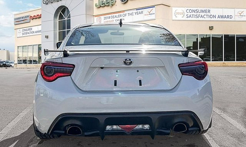 2017 Toyota 86...