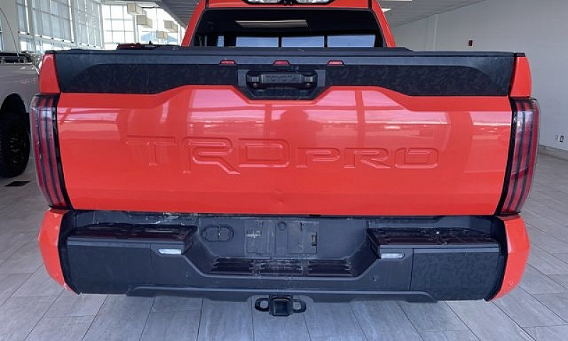 2023 Toyota Tundra L...