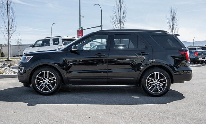 2016 Ford Explorer S...