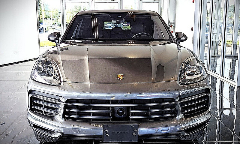 2022 Porsche Cayenne...