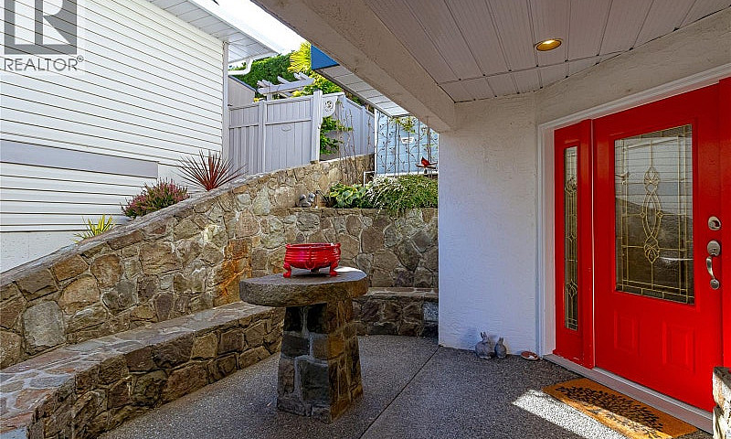 548 Marine View Cobb...
