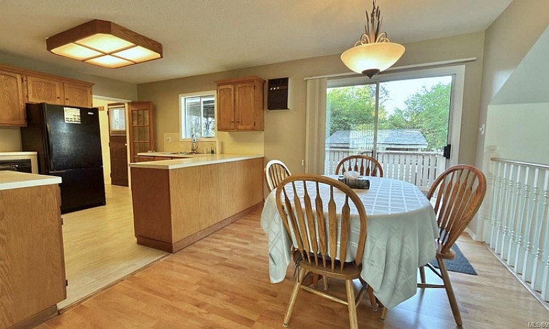 Courtenay East Ranch...
