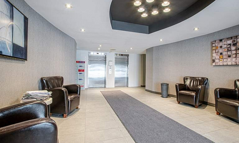 560 Proudfoot Lane -...
