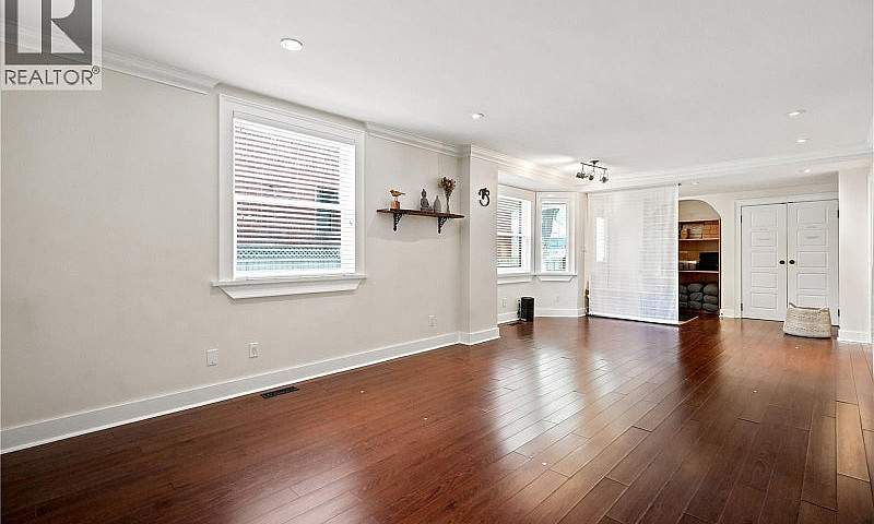 2216 Lorne Street Re...