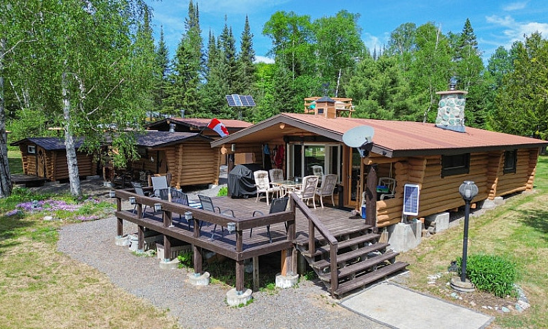 Garden Lake Cottage...