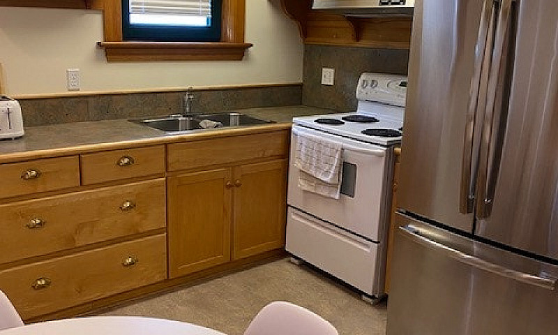 2 Bedroom Furnished ...