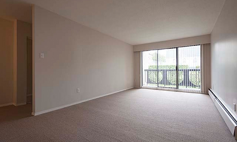 Park Astoria Apartme...
