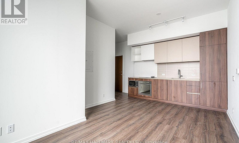 311 - 1000 Portage P...