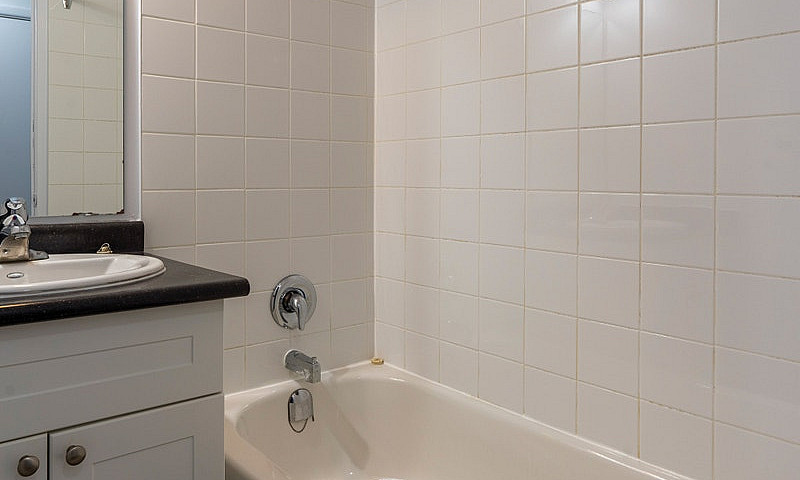 3 Bedroom Available ...