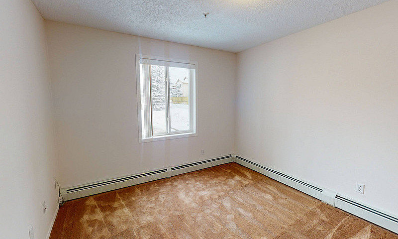 2 Bed X 1 Bath Apart...