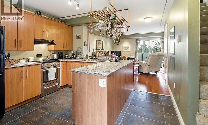 207 991 Cloverdale A...