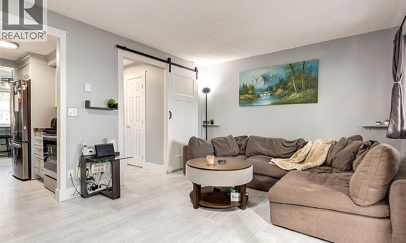 12 285 Harewood Rd N...