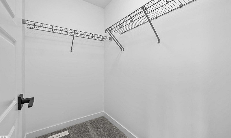 1613 210A St Nw Edmo...