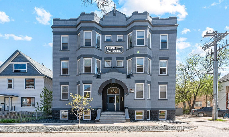 181 Balmoral - 3 Br ...