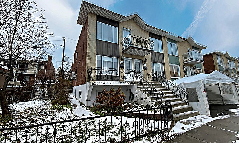 839 000$ - Triplex À...