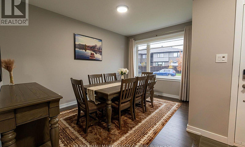 305 Oxer Place S Ott...