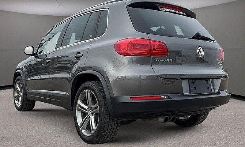 2017 Volkswagen Tigu...