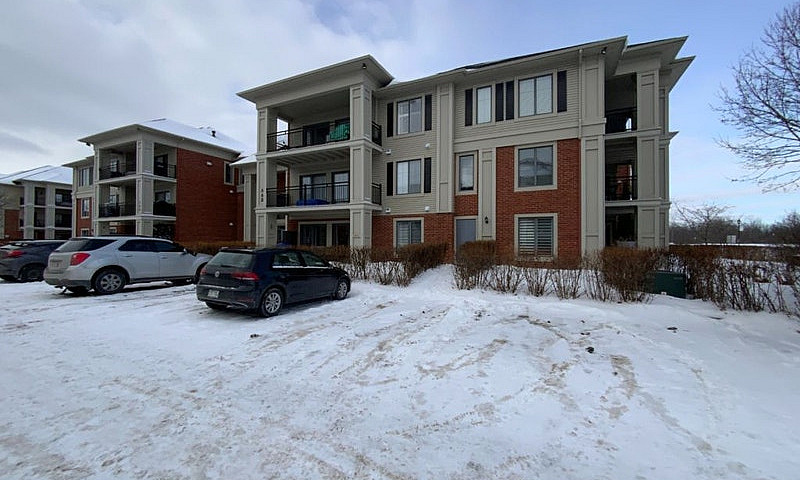 575 000$ - Condo À V...