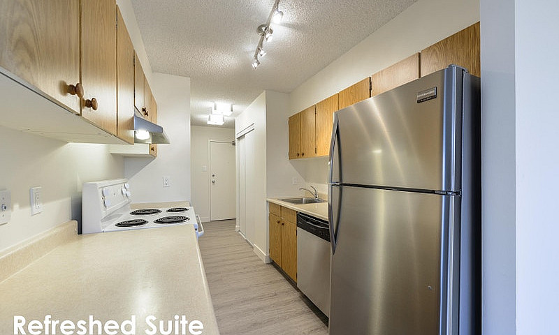 1 Bedroom - 2421 104...