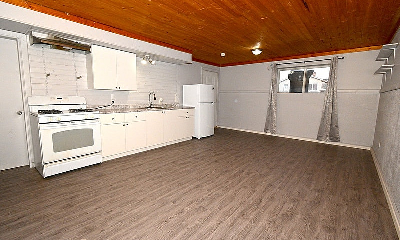 1-Bedroom 1-Bathroom...