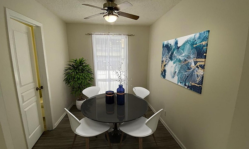 Rare 3 Bedroom! Wate...