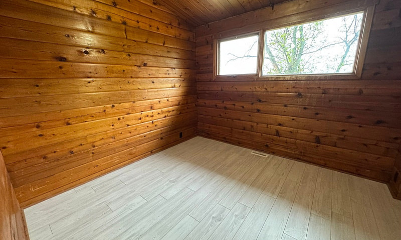 Acreage Near Sylvan ...