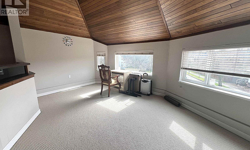 3588 Valley Drive Va...