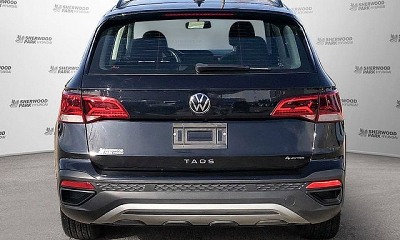 2022 Volkswagen Taos...