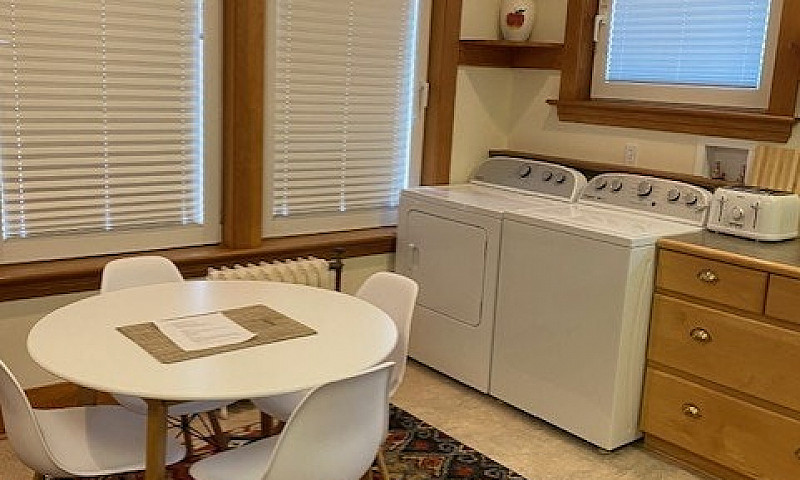 2 Bedroom Furnished ...