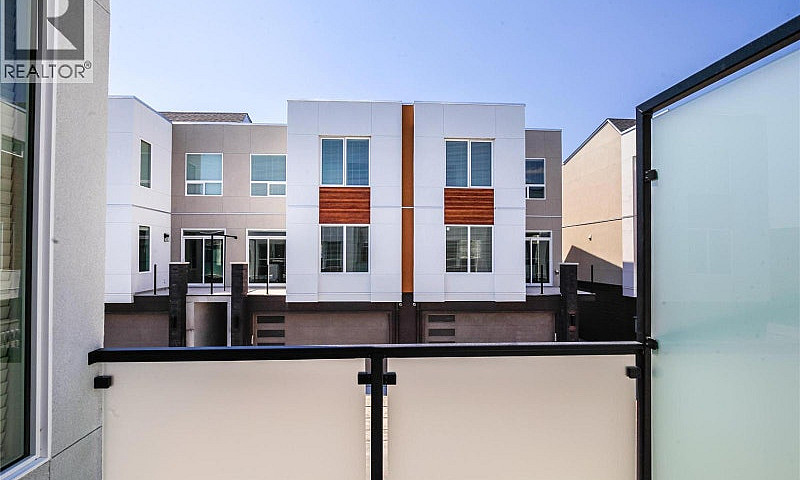 610 Academy Way Unit...
