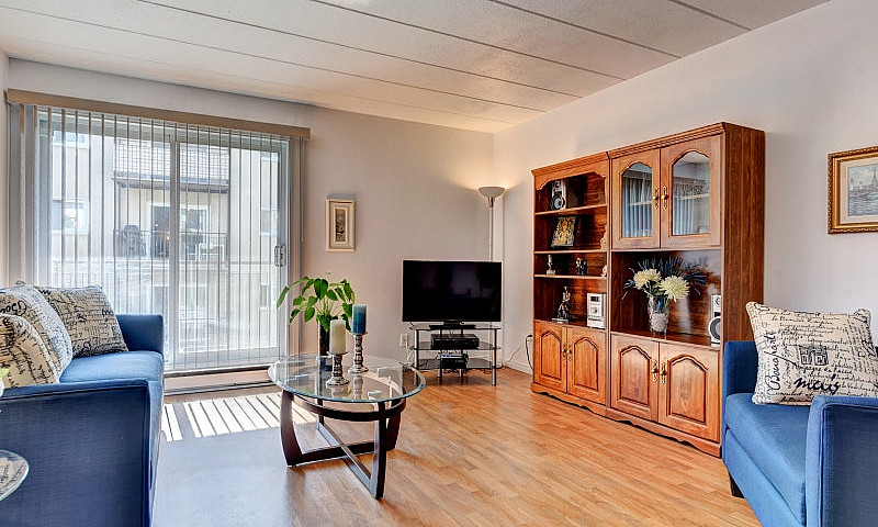 4 ½ - Charlesbourg -...