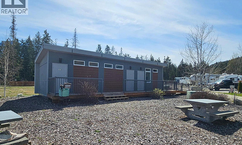 205 Edward Street Lo...