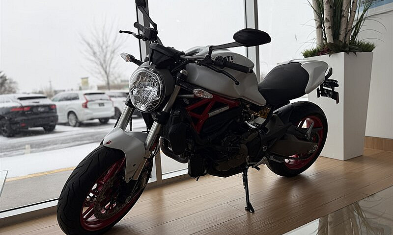 2016 Ducati Monster ...