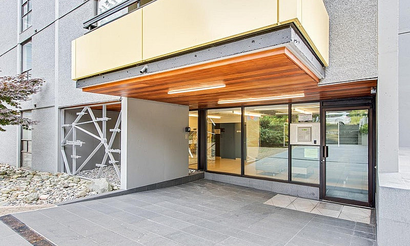 2 Bedroom Apartment ...