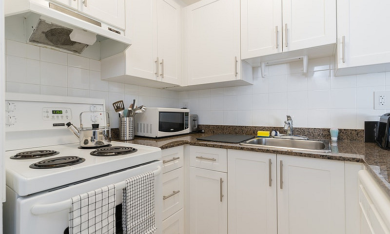 Somerset - 1 Bedroom...
