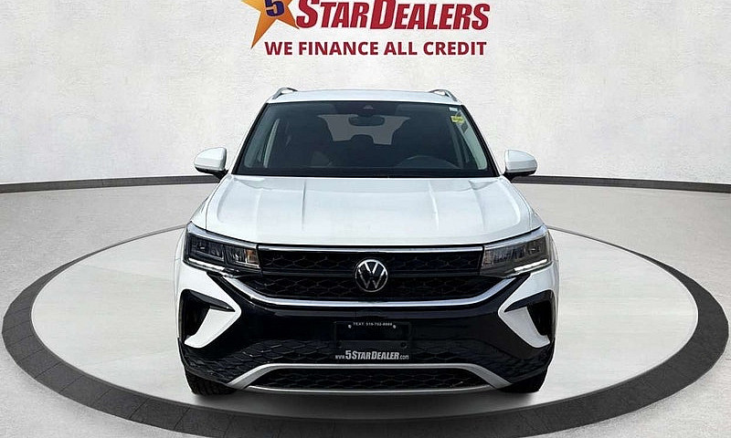 2024 Volkswagen Taos...