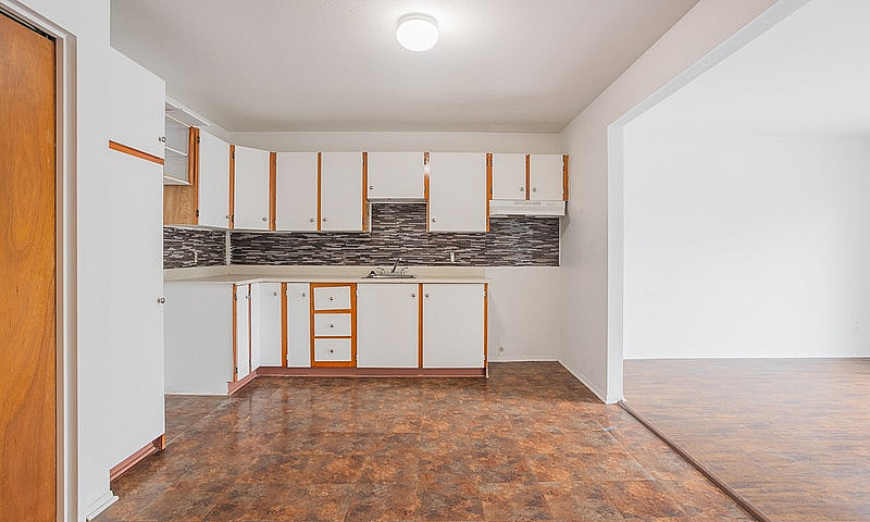 4 1/2, 2 Chambre, A ...