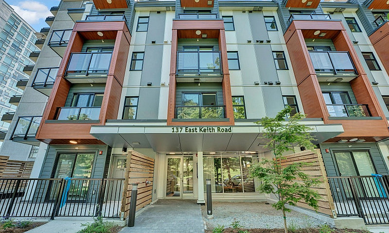 Studio Apartment For...