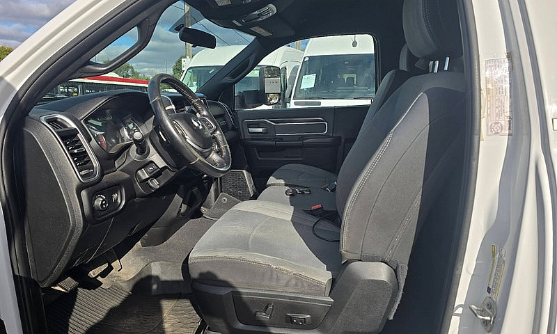2021 Ram 5500 Chassi...