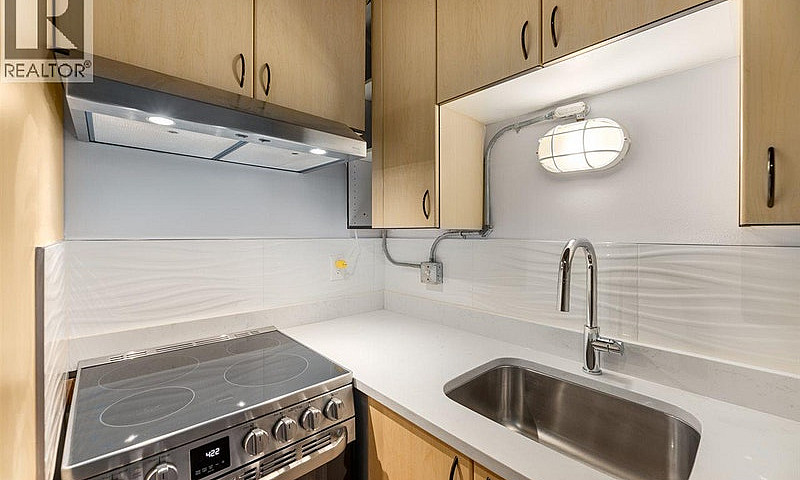 3Xx 1529 W 6Th Avenu...