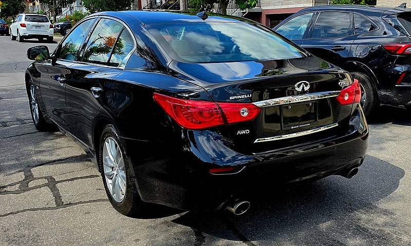 2016 Infiniti Q50 Aw...