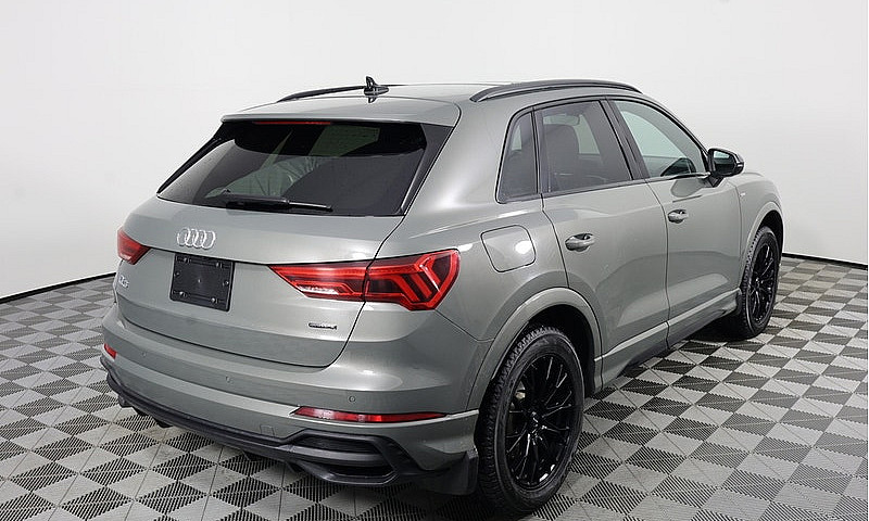 2023 Audi Q3 Technik...