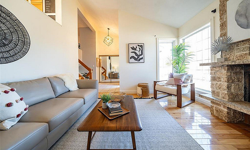 3-Bedroom House In R...
